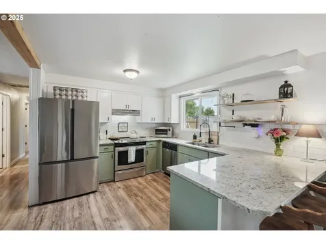 304 Frances Street Molalla OR 97038
