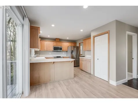 17393 Wake Robin Circle Oregon City OR 97045