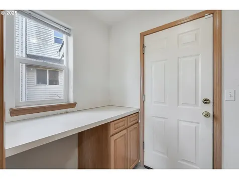 17393 Wake Robin Circle Oregon City OR 97045
