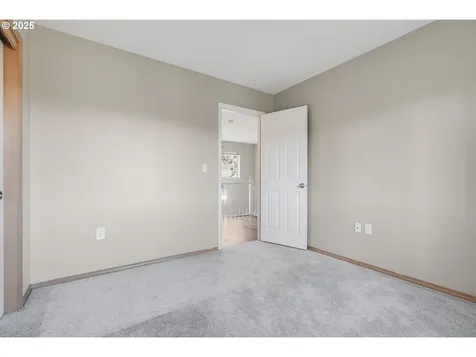 17393 Wake Robin Circle Oregon City OR 97045