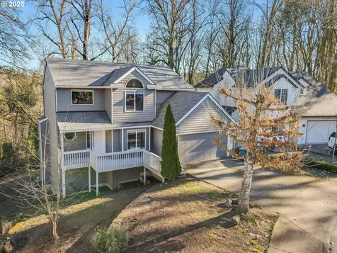 17393 Wake Robin Circle Oregon City OR 97045