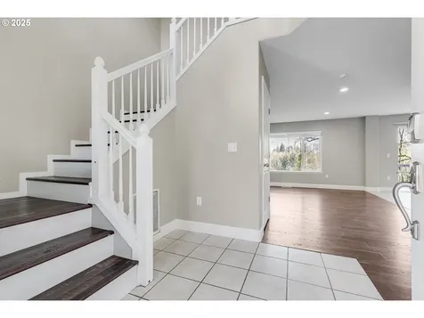 17393 Wake Robin Circle Oregon City OR 97045