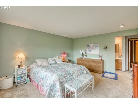 14831 NE Eugene Street Portland OR 97230