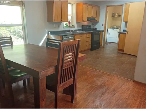 9514 S Schooner Creek Road Otis OR 97368