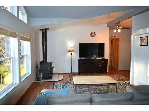 9514 S Schooner Creek Road Otis OR 97368