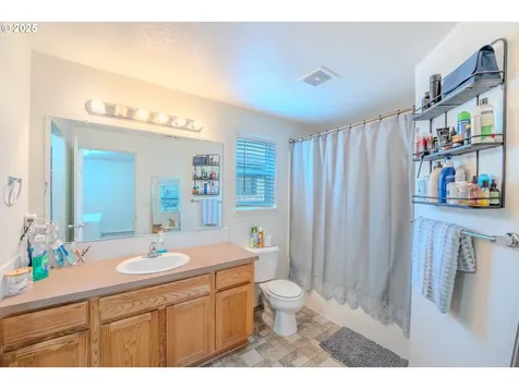 3643 NE Hembree Street Mcminnville OR 97128