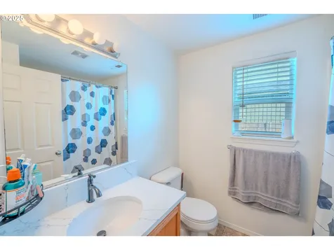 3643 NE Hembree Street Mcminnville OR 97128