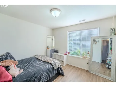 3643 NE Hembree Street Mcminnville OR 97128