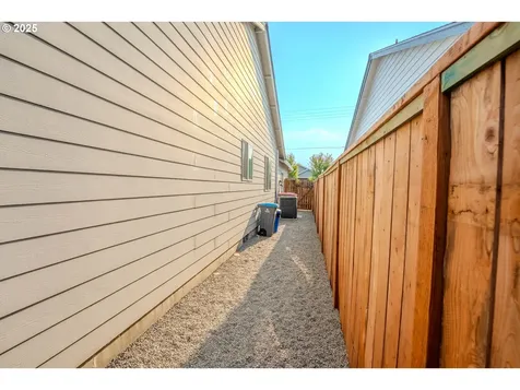 3643 NE Hembree Street Mcminnville OR 97128