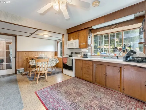22161 Lindberg Road Clatskanie OR 97016
