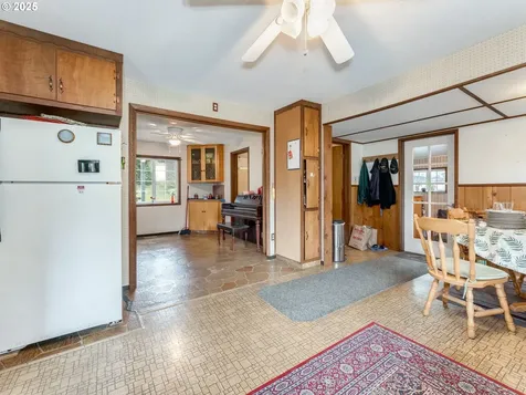 22161 Lindberg Road Clatskanie OR 97016