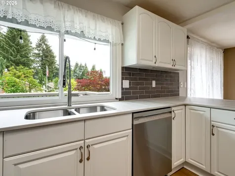 8603 SW Talawa Drive Tualatin OR 97062