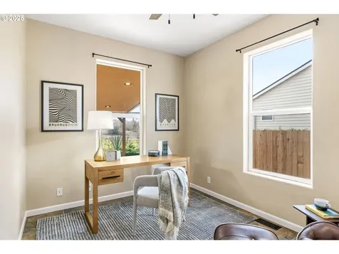 5288 Donohoe Avenue Eugene OR 97402