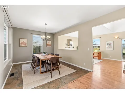5288 Donohoe Avenue Eugene OR 97402