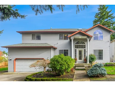 4738 NE 48th Place Portland OR 97218