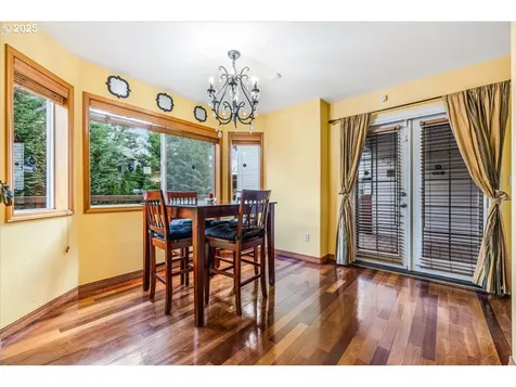 4738 NE 48th Place Portland OR 97218