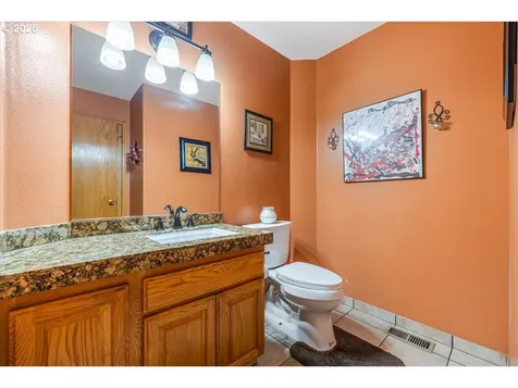 4738 NE 48th Place Portland OR 97218