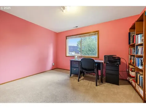 4738 NE 48th Place Portland OR 97218