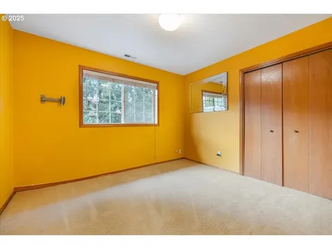 4738 NE 48th Place Portland OR 97218