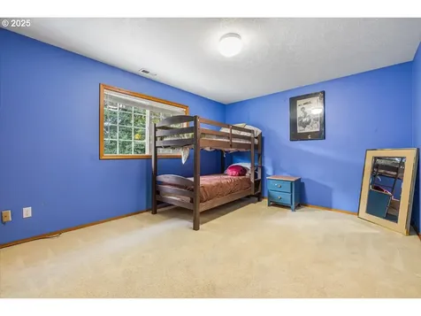 4738 NE 48th Place Portland OR 97218