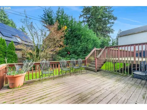 4738 NE 48th Place Portland OR 97218