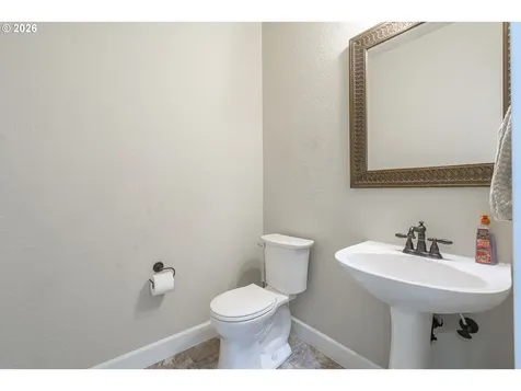 1902 NE Lucy Belle Street Mcminnville OR 97128