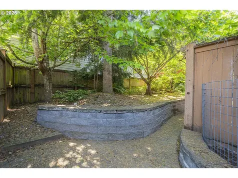 1902 NE Lucy Belle Street Mcminnville OR 97128