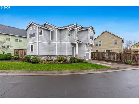 997 NW 2nd Avenue Canby OR 97013