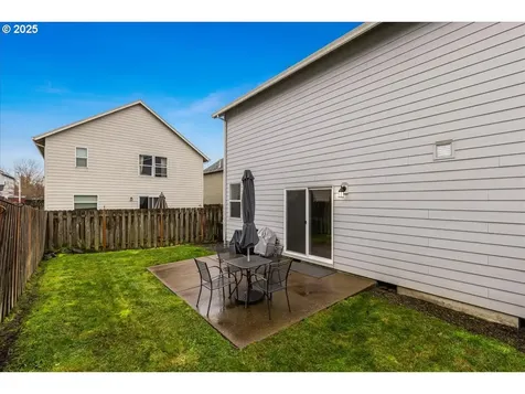 997 NW 2nd Avenue Canby OR 97013