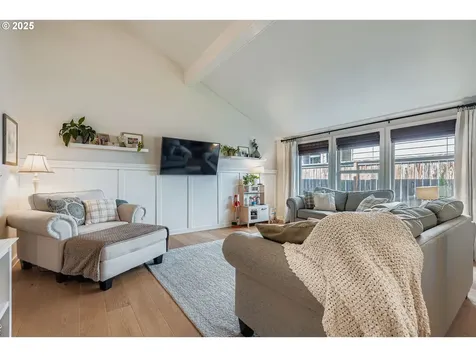2204 NE 179th Place Vancouver WA 98684