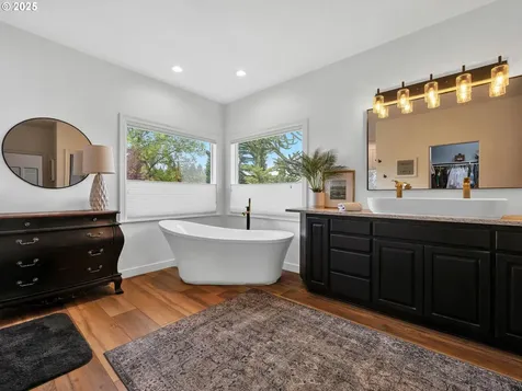 41375 SE Vista Loop Drive Sandy OR 97055