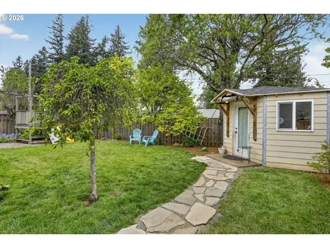 1940 NE 142nd Avenue Portland OR 97230