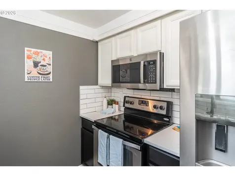 2731 W Lorraine Avenue Roseburg OR 97471