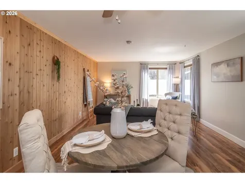 2731 W Lorraine Avenue Roseburg OR 97471