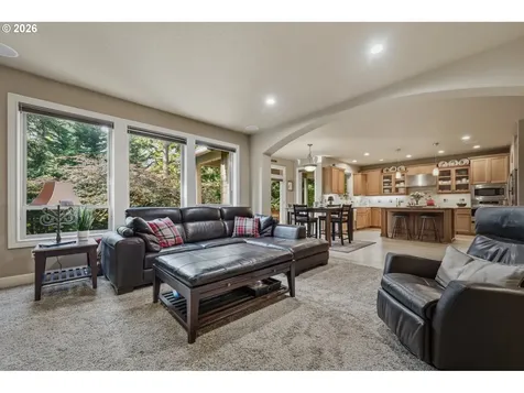 5352 Washington Court Lake Oswego OR 97035
