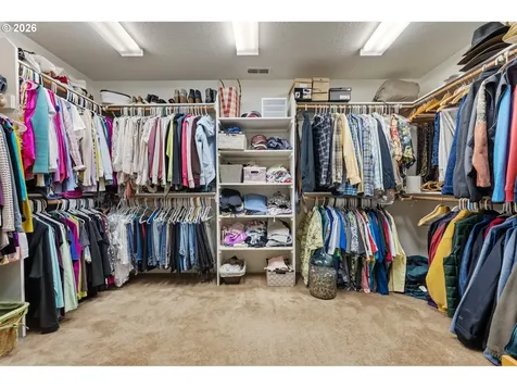 5352 Washington Court Lake Oswego OR 97035