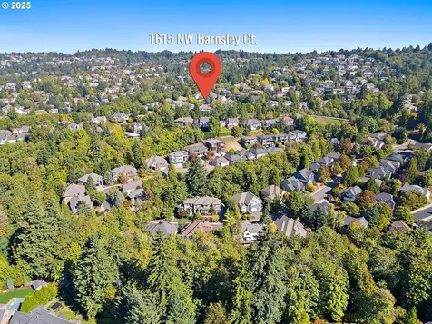 1615 NW Barnsley Court Portland OR 97229