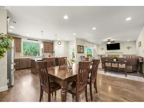11890 Hazel Park Drive Oregon City OR 97045