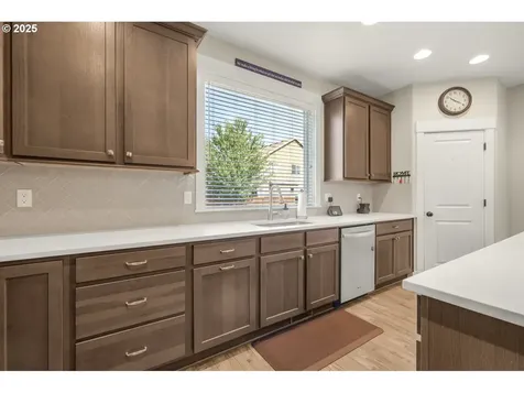 11890 Hazel Park Drive Oregon City OR 97045
