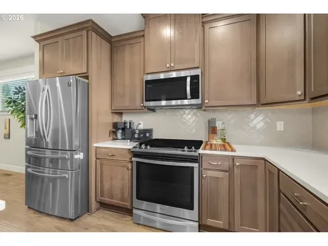 11890 Hazel Park Drive Oregon City OR 97045