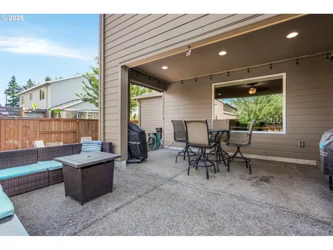 11890 Hazel Park Drive Oregon City OR 97045