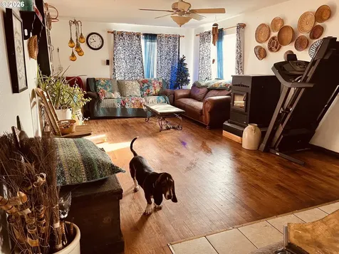 521 N Birch Street Coquille OR 97423
