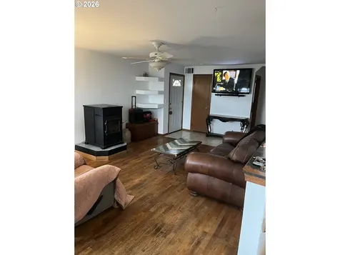 521 N Birch Street Coquille OR 97423