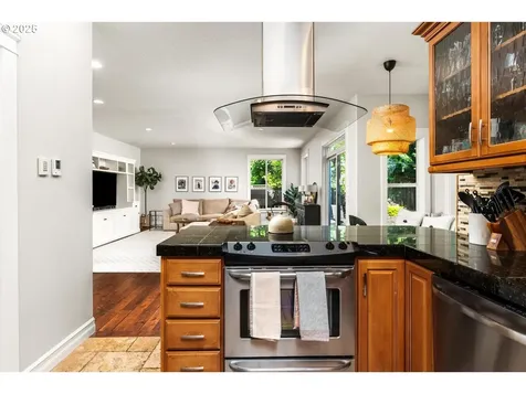 16060 SW Goldeneye Court Beaverton OR 97007