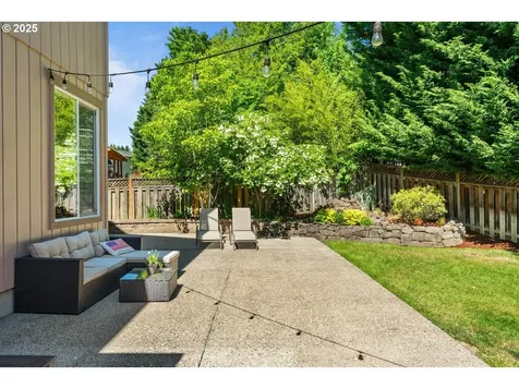 16060 SW Goldeneye Court Beaverton OR 97007