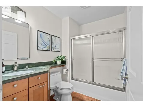 277 N Hayden Bay Drive Portland OR 97217