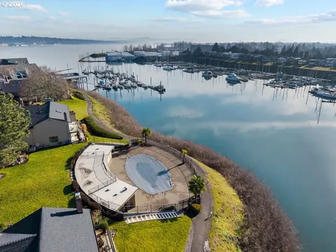 277 N Hayden Bay Drive Portland OR 97217