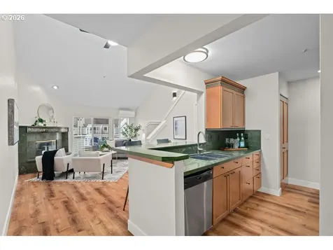 277 N Hayden Bay Drive Portland OR 97217
