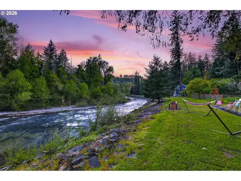 28803 SE Woods Road Eagle Creek OR 97022