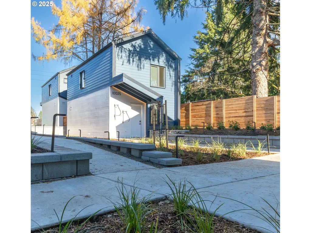 10025 SE Cottage Lane Milwaukie OR 97222